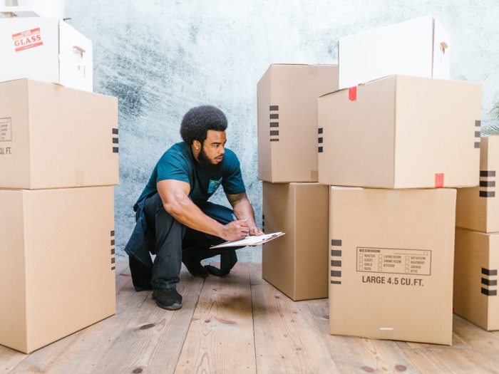 Eikestad_Vervoer_Stellenbosch_Office_Removals_Boxes_700x525